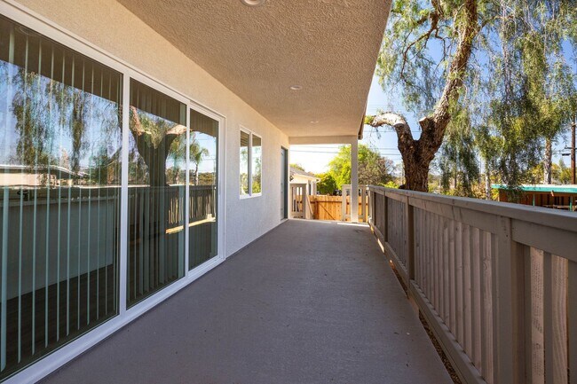 835-837 W 3rd Ave in Escondido, CA - Building Photo - Building Photo