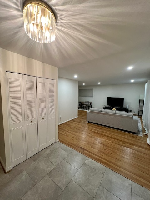 522 E Indian Spring Dr in Silver Spring, MD - Foto de edificio - Building Photo