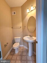 7012 Trek Way in Gainesville, VA - Building Photo - Building Photo