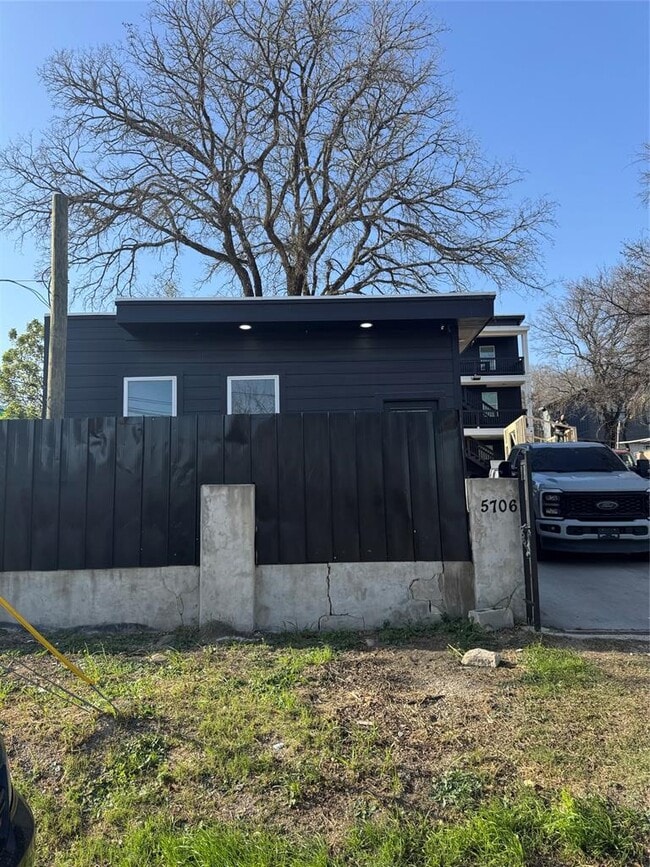 5706 Melody Ln in Austin, TX - Building Photo - Building Photo