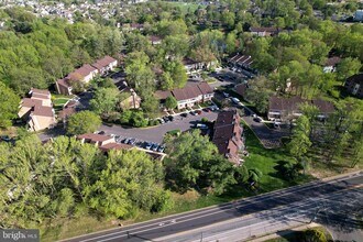 1035 Pendleton Ct in Voorhees Township, NJ - Building Photo - Building Photo