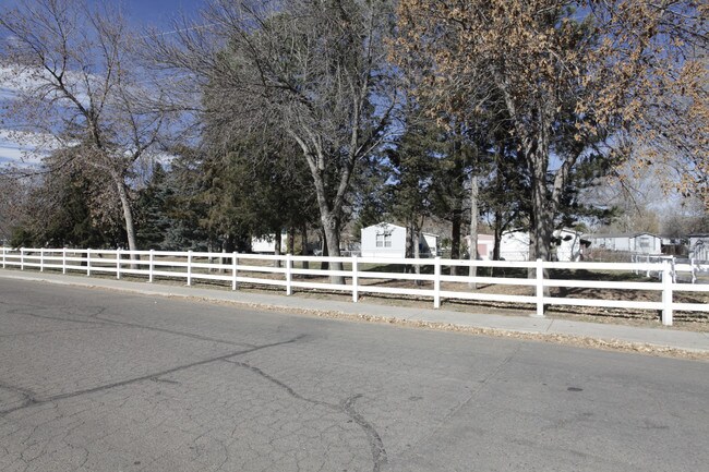 Hickory Village in Fort Collins, CO - Building Photo - Building Photo