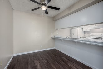 The Grove Apartments in Carmichael, CA - Building Photo - Interior Photo