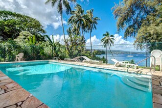 355 Kalanianaole St in Hilo, HI - Building Photo - Building Photo