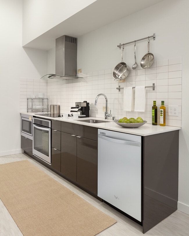 The Carter on The Park in Redmond, WA - Foto de edificio - Building Photo