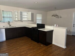 2318 Cherokee Valley Cir in Lithonia, GA - Building Photo - Building Photo