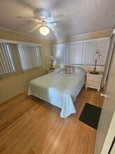 4851 W Gandy Blvd in Tampa, FL - Building Photo - Building Photo