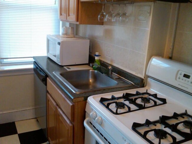 1691 Commonwealth Ave, Unit 21
