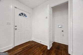 2584 Oldknow Dr NW in Atlanta, GA - Building Photo - Building Photo