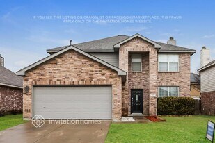 4804 Sleepy Ridge Cir in Fort Worth, TX - Building Photo