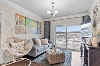 120 University Ave in Westwood, MA - Building Photo - Building Photo