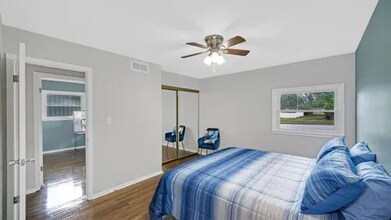 8726 Lakewood Ave in Gary, IN - Building Photo - Building Photo