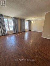 63 Centre St E in Richmond Hill, ON - Building Photo - Building Photo