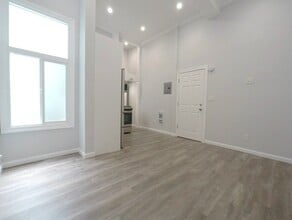 518 7th St in Oakland, CA - Building Photo - Building Photo
