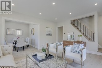 22 Duchess St in Whitchurch-Stouffville, ON - Building Photo - Building Photo