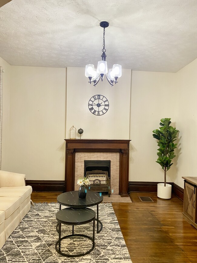 property at 1374 Neil Ave