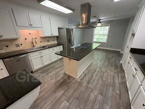 5212 Jim Dandy Ln in Pace, FL - Foto de edificio - Building Photo