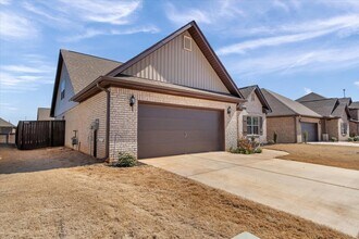 109 Sublett Dr in Hazel Green, AL - Building Photo - Building Photo