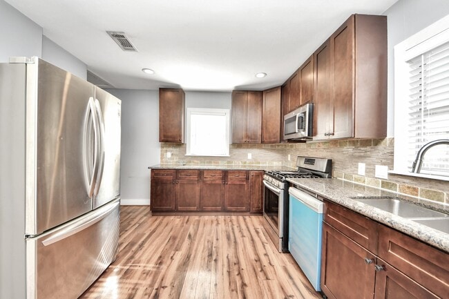 property at 2820 Holman St