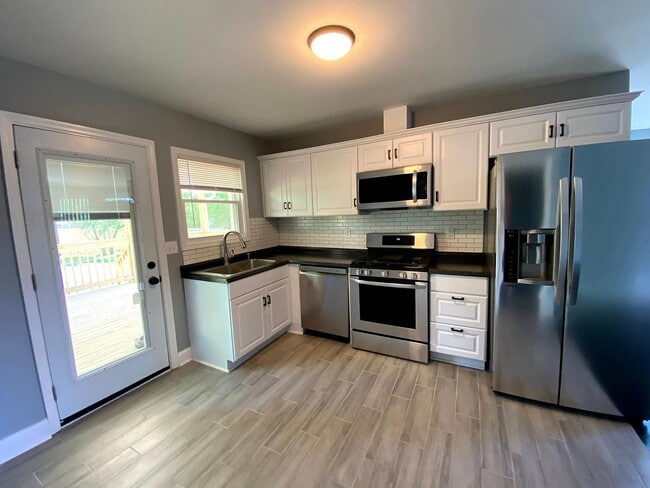 property at 2100 Fremont Ave