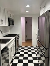 1375 River Rd in Edgewater, NJ - Building Photo - Building Photo