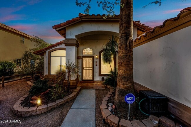 473 W Smoke Tree Rd in Gilbert, AZ - Building Photo - Building Photo