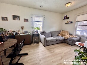 127 Eliot St in Brookline, MA - Building Photo - Building Photo