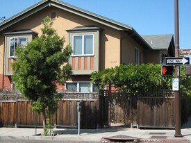 2185 Dwight Way in Berkeley, CA - Building Photo