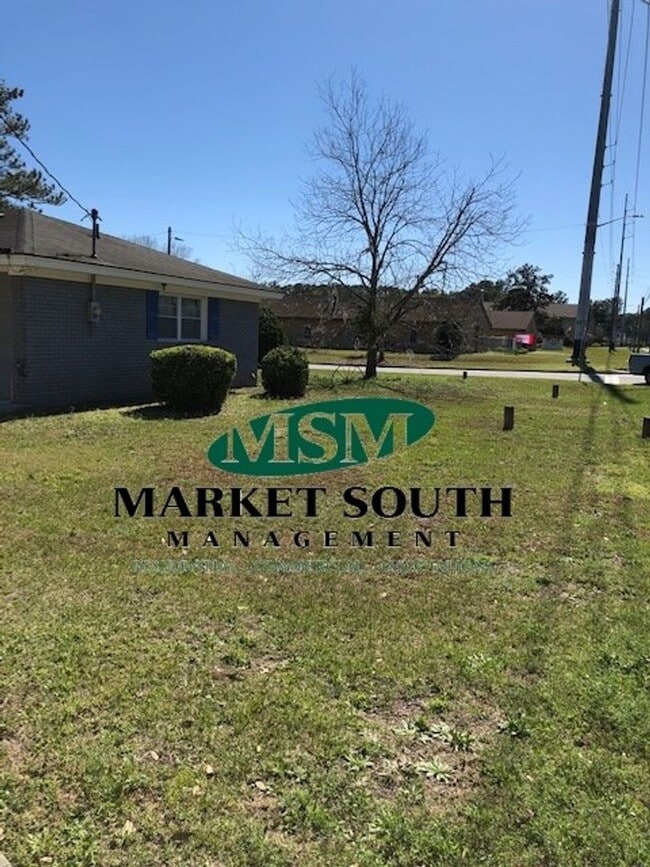 property at 610 San Anton Dr