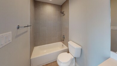 3328 Cedarplaza Ln in Dallas, TX - Building Photo - Building Photo