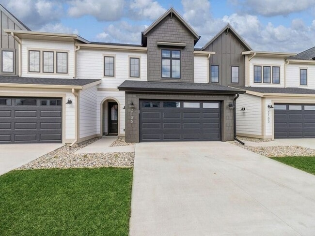 property at 2017 Lacey Dr