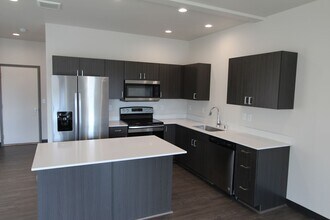 903 Greenfield Dr-Unit -903 Greenfield Drive in Cheney, WA - Foto de edificio - Building Photo