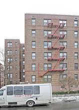 Sanford Terrace in Flushing, NY - Building Photo - Building Photo