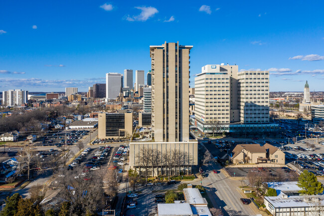 Liberty Tower in Tulsa, OK - Building Photo - Building Photo