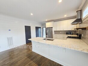 668A James Ave in Nashville, TN - Building Photo - Building Photo