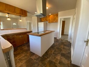 1400 E Capitol Ave in Ellensburg, WA - Building Photo - Building Photo