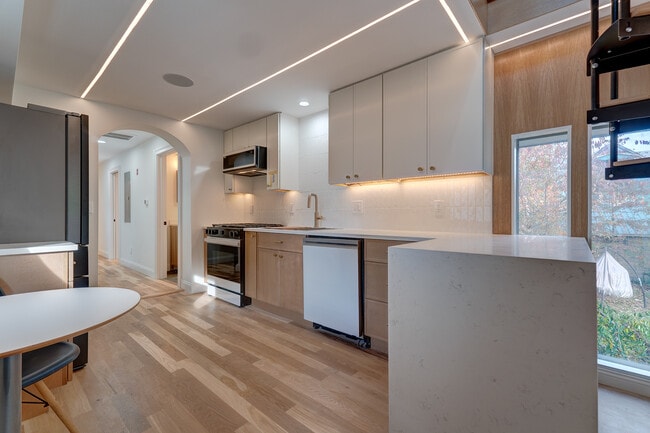 67 Winchester Ave in New Haven, CT - Foto de edificio - Building Photo