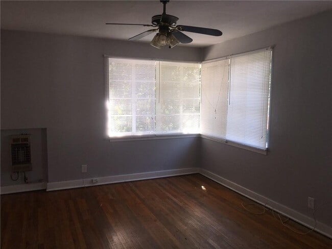 957 Dauphin St in Mobile, AL - Building Photo - Building Photo