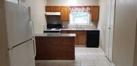 4515 White Rock St photo'