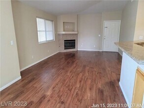 1554 Dallas Terrace in Henderson, NV - Foto de edificio - Building Photo