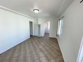 2274 Kearney Ave in San Diego, CA - Building Photo - Building Photo