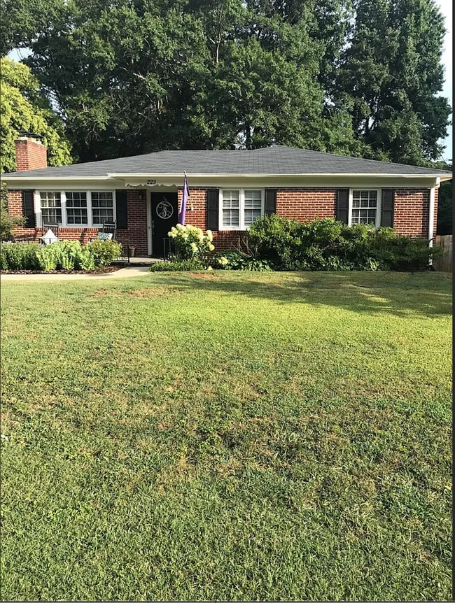 property at 223 Willow Springs Dr