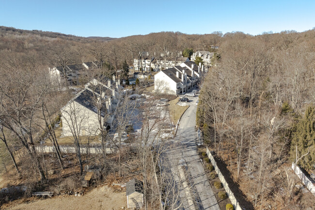 Park Brook in Danbury, CT - Foto de edificio - Building Photo