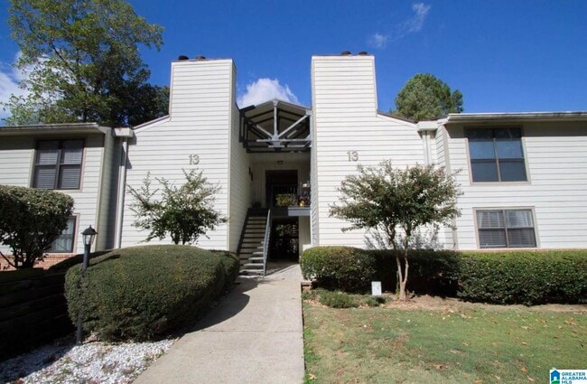 property at 1303 Gables Dr