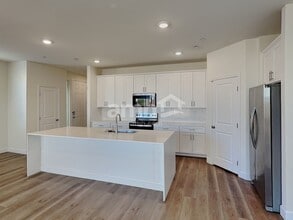150 Nico Azalea Ln in Henderson, NV - Building Photo - Building Photo