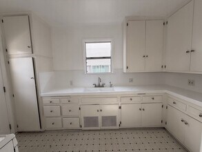 820 N Edinburgh Ave, Unit 822 N. Edinburgh in Los Angeles, CA - Building Photo - Building Photo