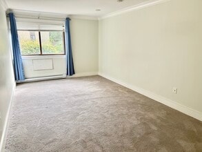 1 Linden St, Unit 11 in Norwalk, CT - Building Photo - Building Photo