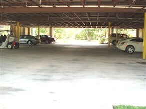 811 Bradford Ave in Kemah, TX - Building Photo - Building Photo