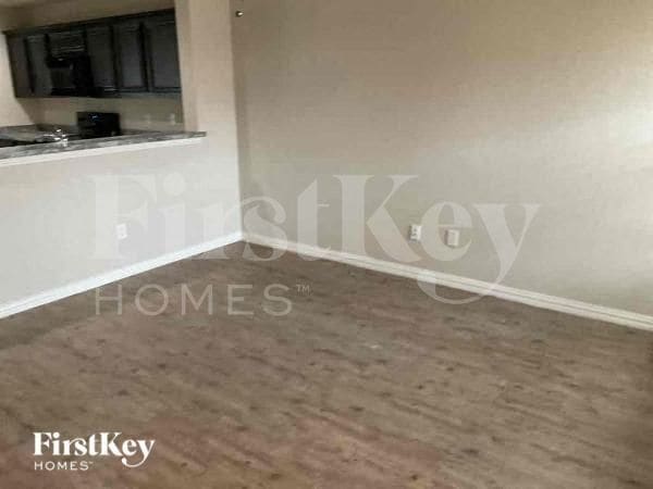 664 River Garden Dr in Fort Worth, TX - Foto de edificio - Building Photo