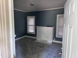 1247 Harlandale Ave in Dallas, TX - Building Photo - Building Photo